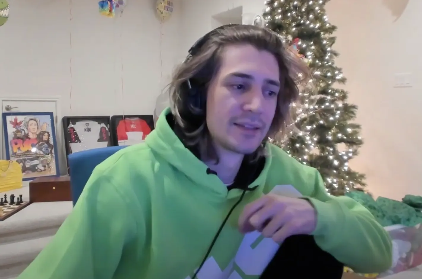 xQc cobró 1 millón de dólares por jugar Call of Duty durante 12 horas